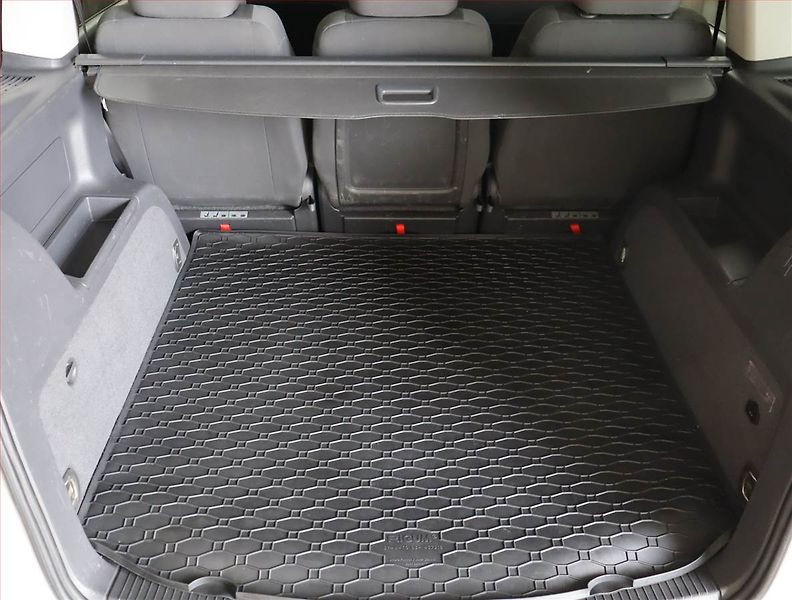 Volkswagen Touran (2014) 1.6 TDI, Navi, Tempomat - fotka 14 z 20