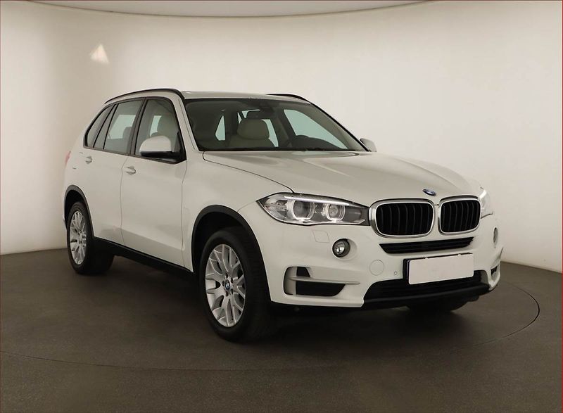 BMW X5 (2014) xDrive30d, 4X4, Automat - fotografie inzerátu