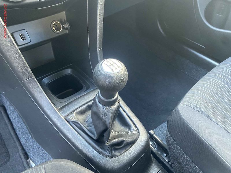 Suzuki Swift (2015) 1.2 VVT, Klima - fotka 15 z 15