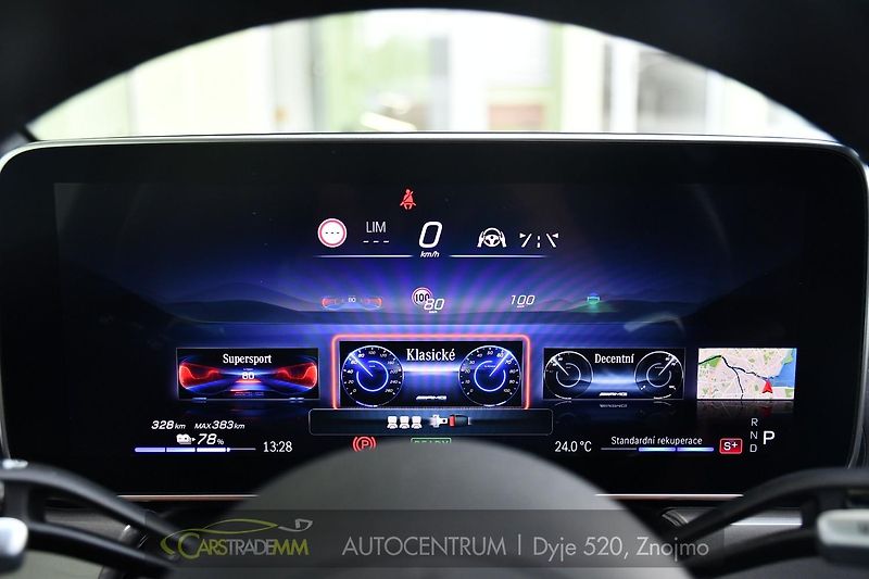 Mercedes-Benz EQE 43 AMG  - fotka 34 z 60