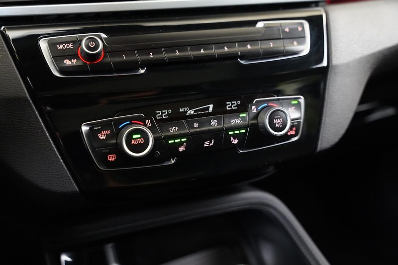 BMW X1 - fotka 20 z 25