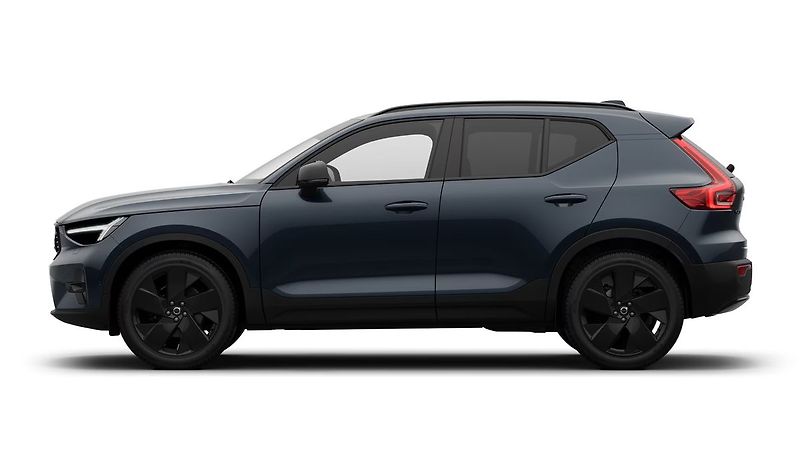 Volvo XC40 (2027) PLUS BLACK ED. B4, 360°, LOUNG - fotka 2 z 7