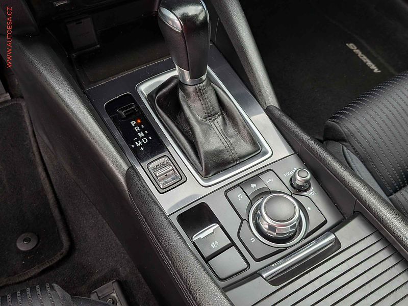Mazda 6 (2018) 2.0 i, ČR, Attraction, AT - fotka 17 z 17