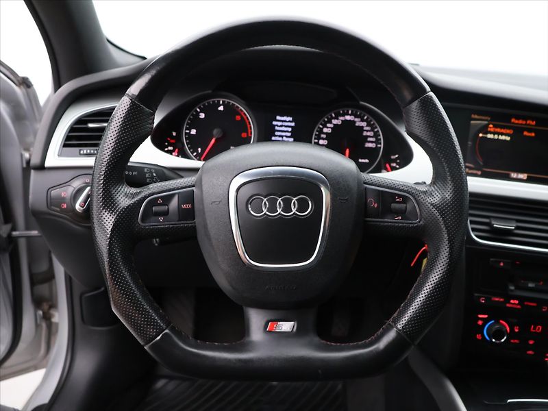 Audi A4 Allroad 3,0 TDI 176kW Aut quattro Kůže - fotka 19 z 36