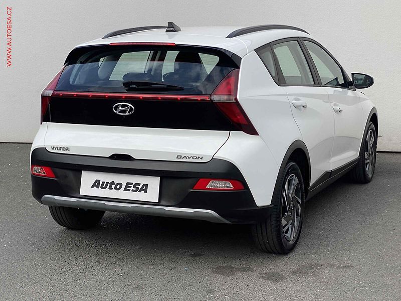 Hyundai Bayon (2024) 1.0 T-GDi, 1.maj,ČR, Smart - fotka 4 z 19