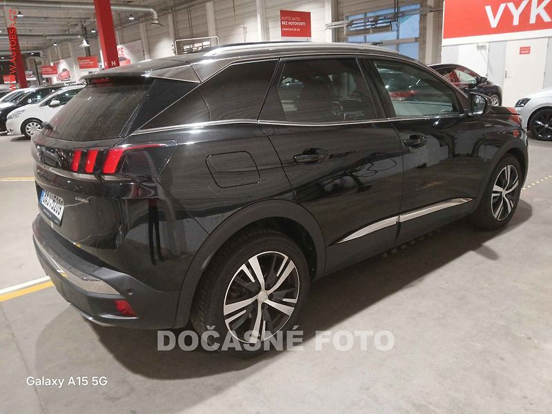 Peugeot 3008 (2020) 2.0 HDI, ČR, AT, navi, LED - fotka 2 z 3