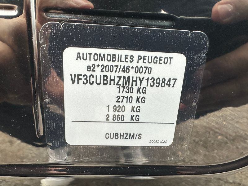 Peugeot 2008 (2017) 1.6Hdi 88kw Allure - fotka 16 z 24