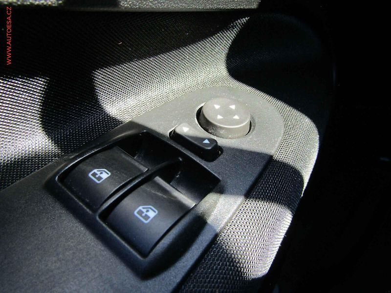 Fiat Punto Evo (2010) 1.4T, AC, výhřev sed - fotka 12 z 20