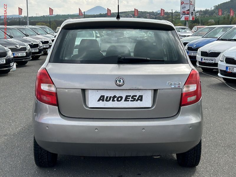 Škoda Fabia (2007) 1.6i 16V, ČR, STK4/28 - fotka 5 z 13