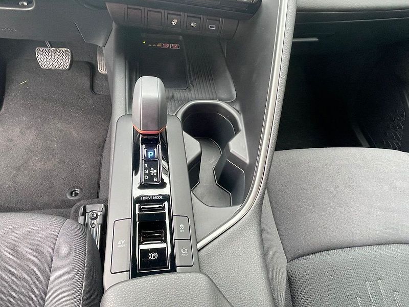 Toyota C-HR 1.8L Style Hybrid 2x4 - fotka 18 z 23