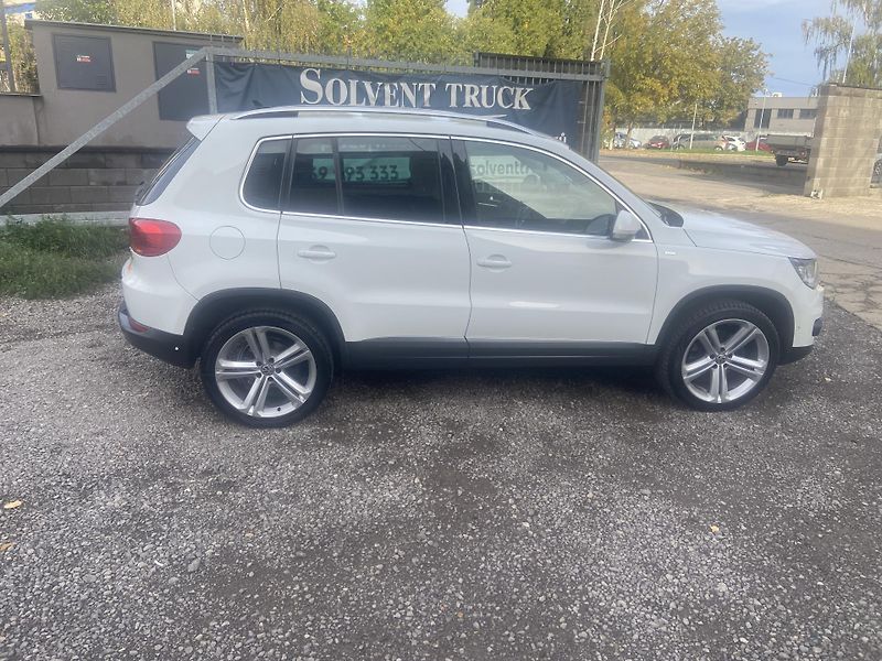 Volkswagen Tiguan (2014) 2.0 TDI - R-line CUP 4x4 - fotka 8 z 47