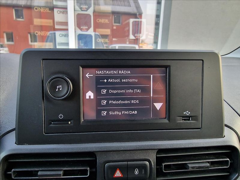 Citroën Berlingo 1.5 BlueHDi S&S M PROFI+ Feel - fotka 28 z 50