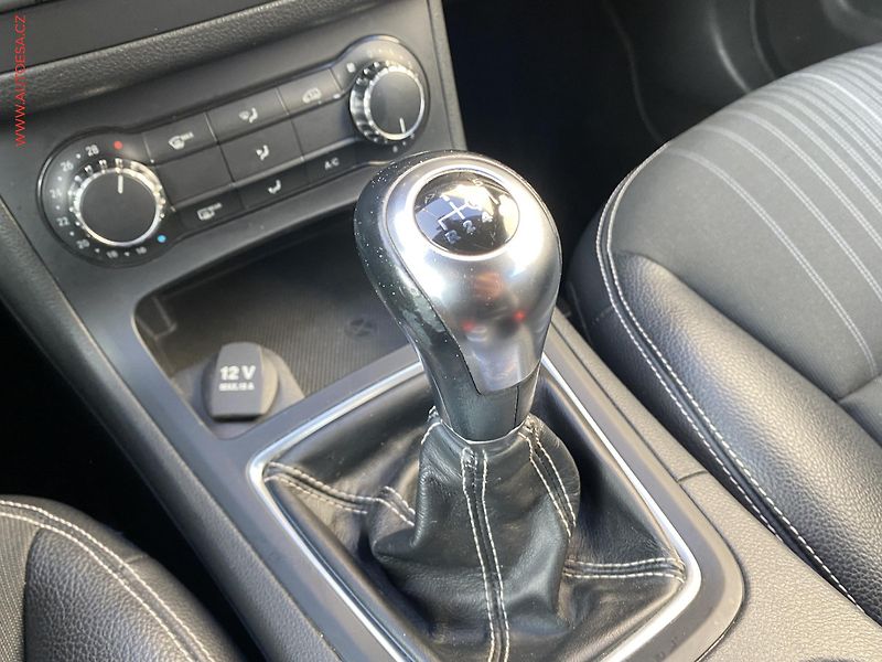 Mercedes-Benz Třídy B (2012) 1.8CDi, servis.kniha - fotka 16 z 17