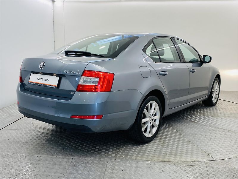 Škoda Octavia 1,2 TSI 77 kW Klima - fotka 2 z 24
