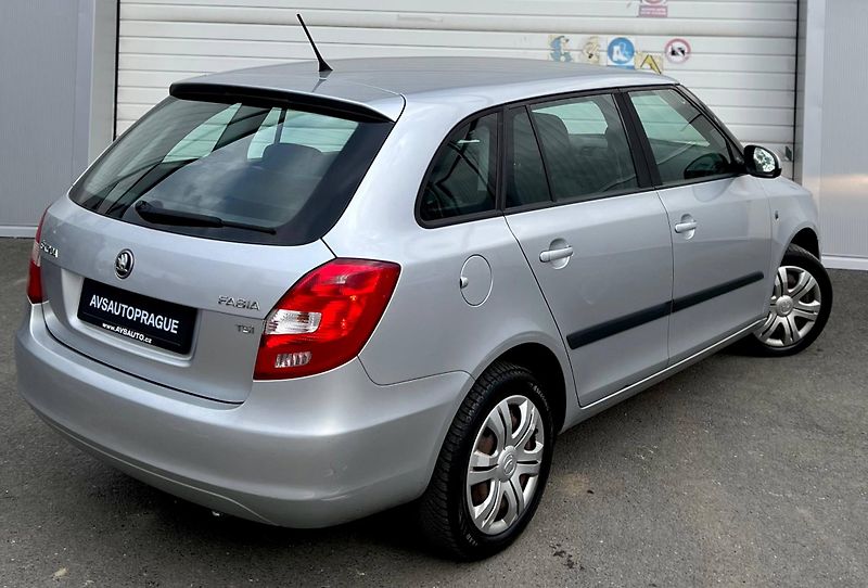 Škoda Fabia (2013) KOMBI DSG AUTOMAT - fotka 4 z 16