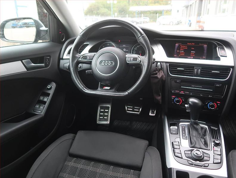 Audi A4 (2010) 3.0 TDI, 4X4, Automat - fotka 7 z 19