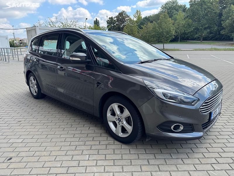 Ford S-MAX (2016) 2.0TDCi, 132kw Automat - fotka 7 z 19