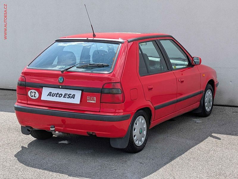 Škoda Felicia (1999) 1.3i, 2.maj,ČR, GLX, šíbr - fotka 6 z 13