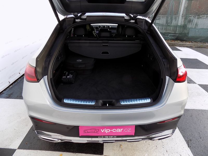 Mercedes-Benz GLC (2024) 300e/AMG/4Matic/DPH/LED/ - fotka 8 z 50