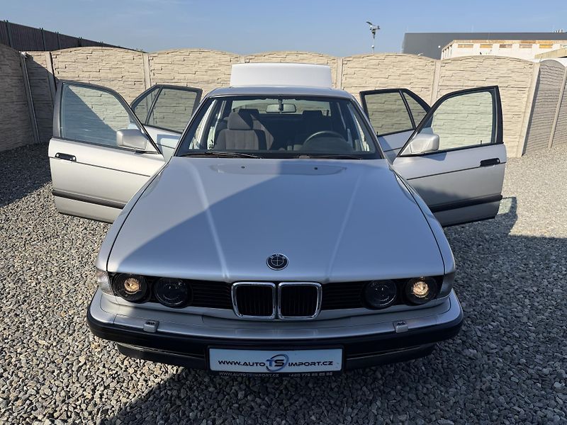 BMW Řada 7 730i 190PS SHADOWLINE EXTRA!!! - fotka 134 z 156