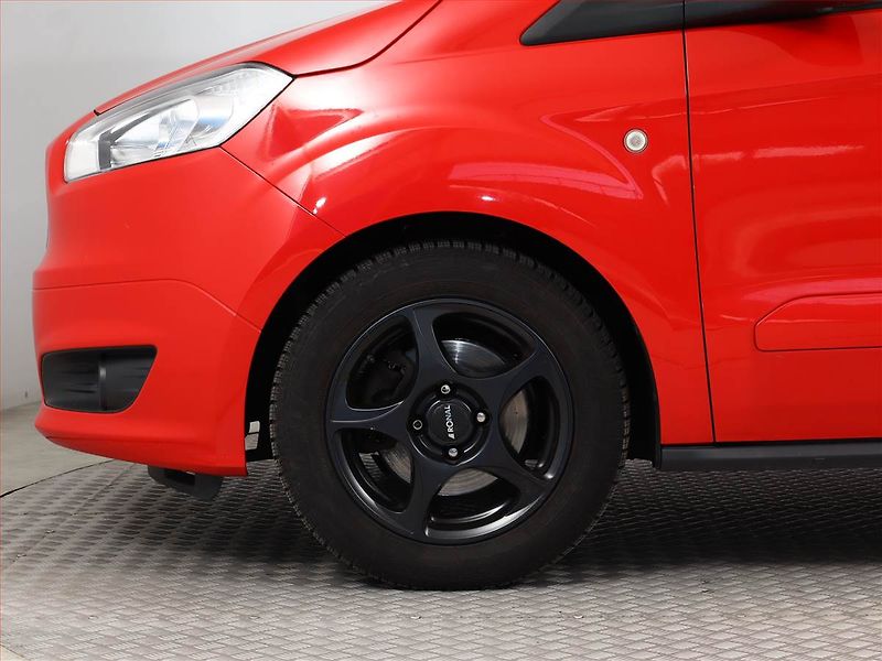 Ford Tourneo Courier (2017) Trend 1.0 EcoBoost, 5Míst, ČR - fotka 12 z 15