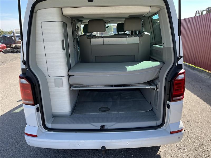 Volkswagen California 2,0 TDi DSG OCEAN 4x4 KUCHYŇ - fotka 39 z 55