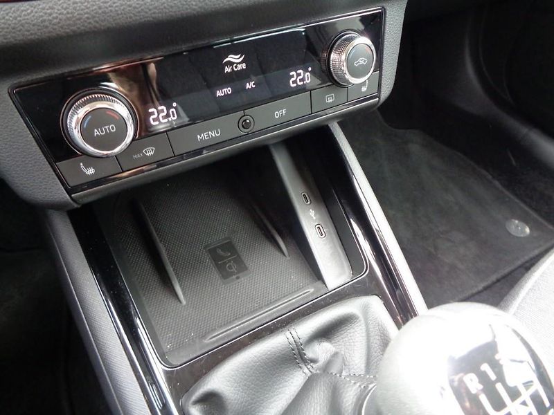 Škoda Kamiq 1.0 TSI STYLE 81 kW - fotka 19 z 29
