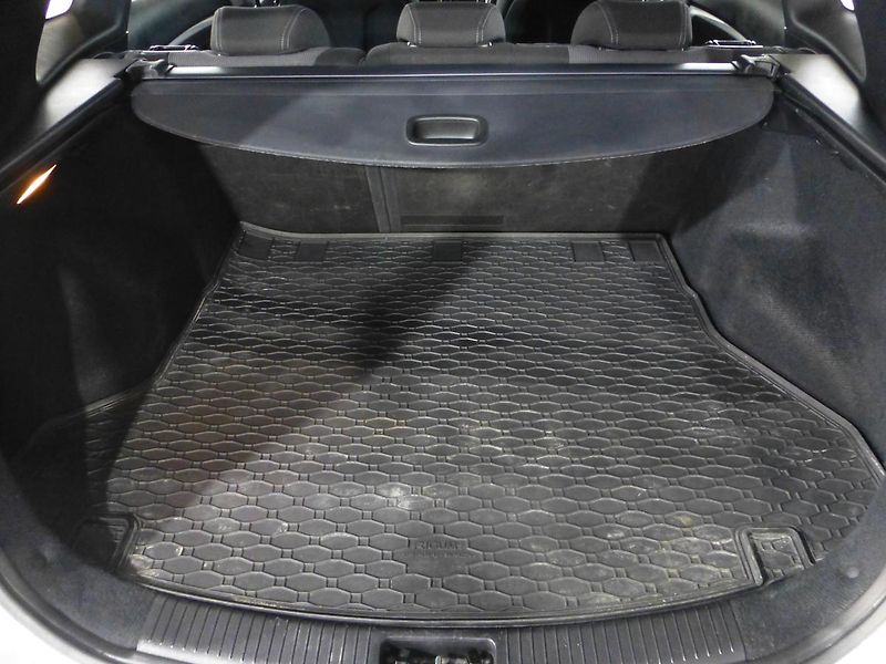 Hyundai i30 (2013) 1,6CRDI*ALU**VYHŘ.SED***KAMERA - fotka 24 z 25