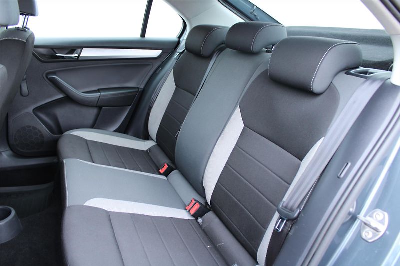 Škoda Rapid 1.0 TSI 81kW 1.MAJ ČR DPH - fotka 10 z 21