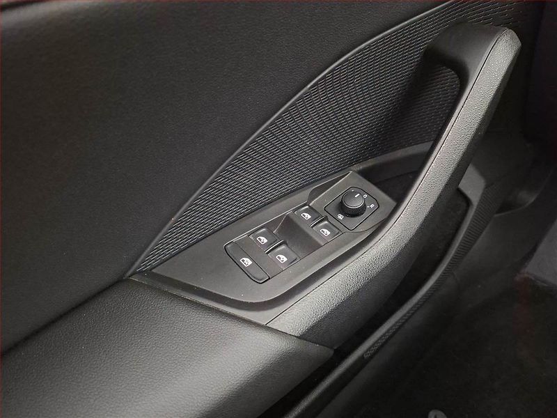 Škoda Octavia (2021) Ambition 1.5 TSI, ČR,1.maj - fotka 17 z 17