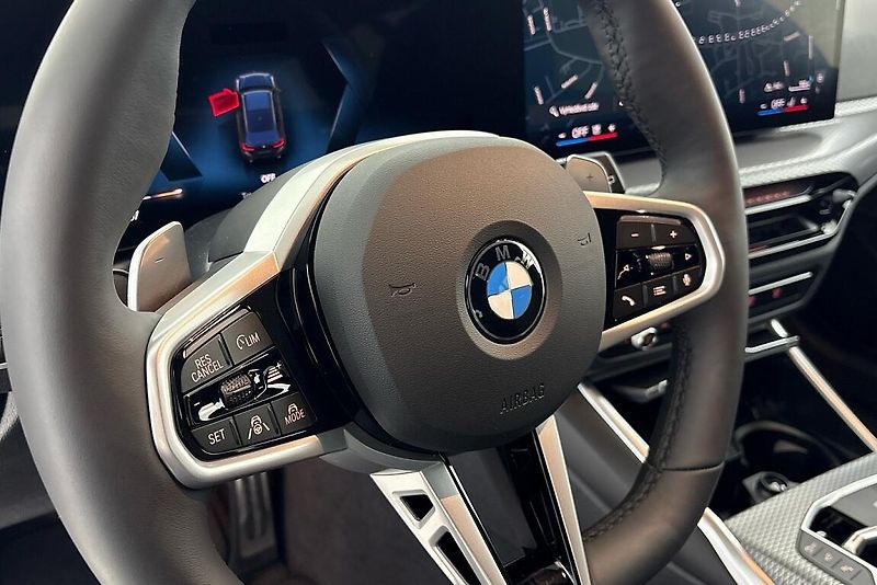 BMW Řada 3 řady 3 | 330d xDrive - fotka 23 z 28