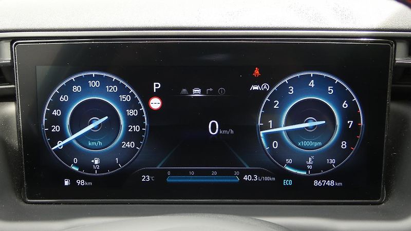 Hyundai Tucson 1.6 T-GDI mHEV 4x4 DCT N Line - fotka 13 z 27