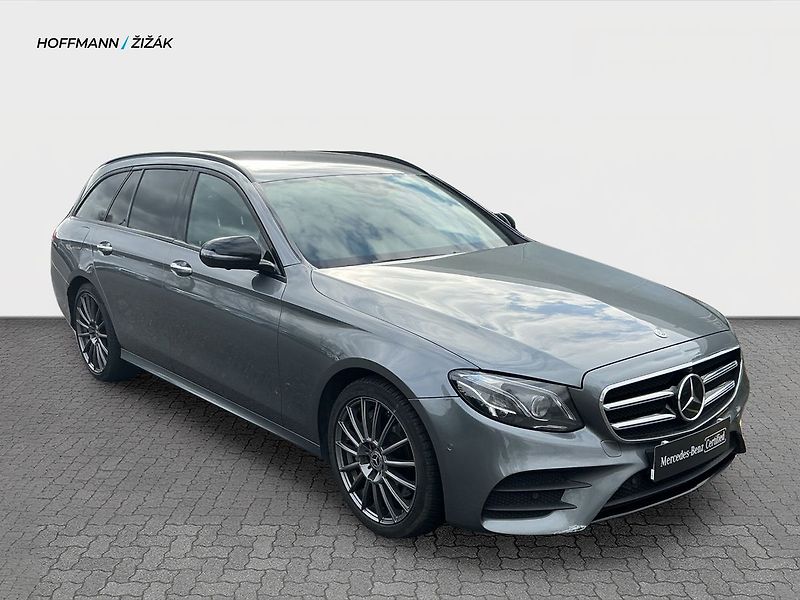 Mercedes-Benz Třídy E 350 d AVANTGARDE 4MATIC - fotka 3 z 25