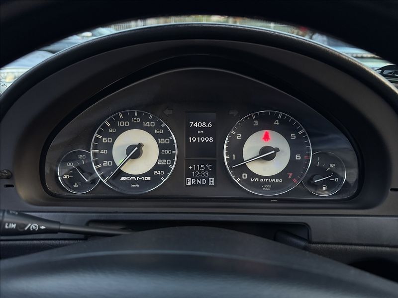 Mercedes-Benz Třídy G G 500 AMG - fotka 12 z 24