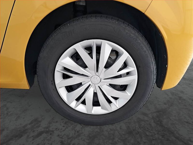 Peugeot 208 (2021) 1.2 PureTech, Serv.kniha - fotka 14 z 16