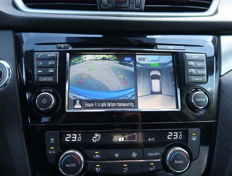 Nissan Qashqai (2018) 1.2 DIG-T, Navi, Tempomat - fotka 18 z 26