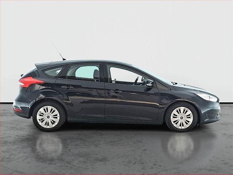 Ford Focus (2015) 1.0 EcoBoost, Serv.kniha - fotka 6 z 15