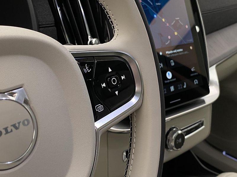 Volvo XC90 (2026) T8 AWD Plug-in BRIGHT PLUS 7m - fotka 29 z 71