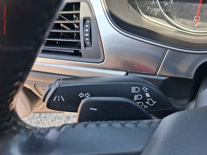 Audi A6 (2013) 3.0 TDi, AT, LED, Navi - fotka 13 z 22