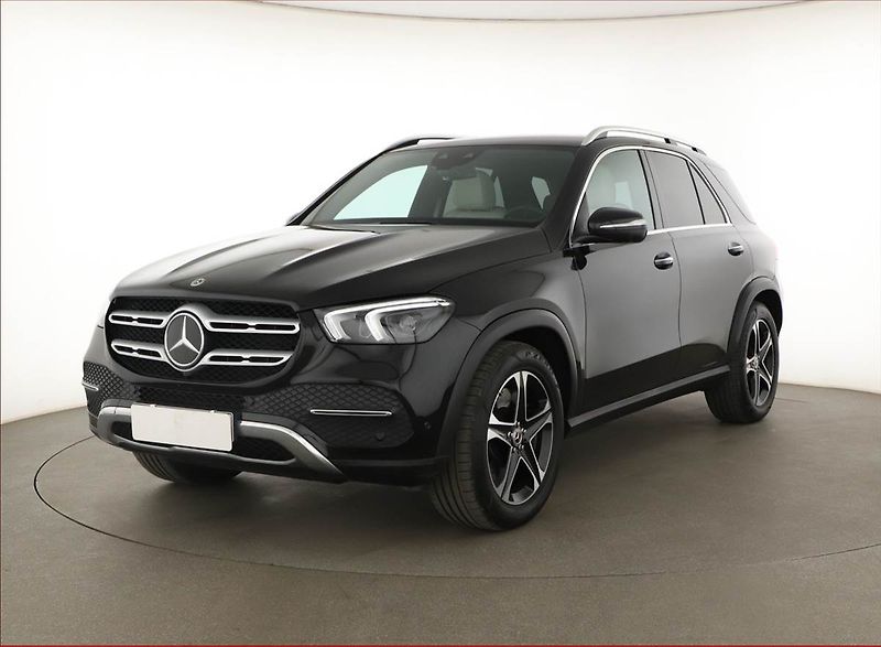 Mercedes-Benz GLE (2023) 450 - fotka 2 z 21