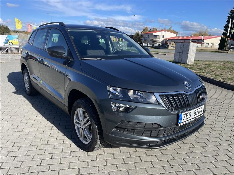 Škoda Karoq 1,0 TSi 85kw Style Tažné GPS - fotka 6 z 34