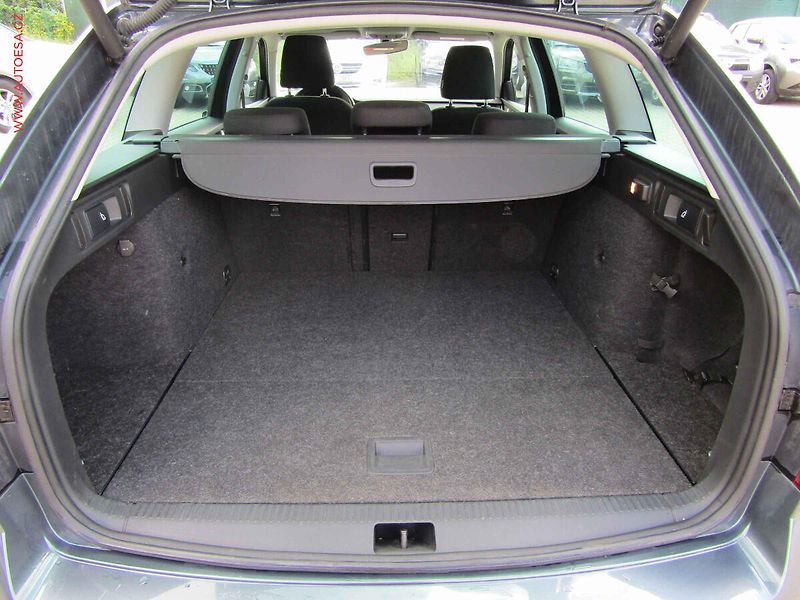 Škoda Octavia (2017) 2.0 TDi 4x4, navi, LED - fotka 7 z 17