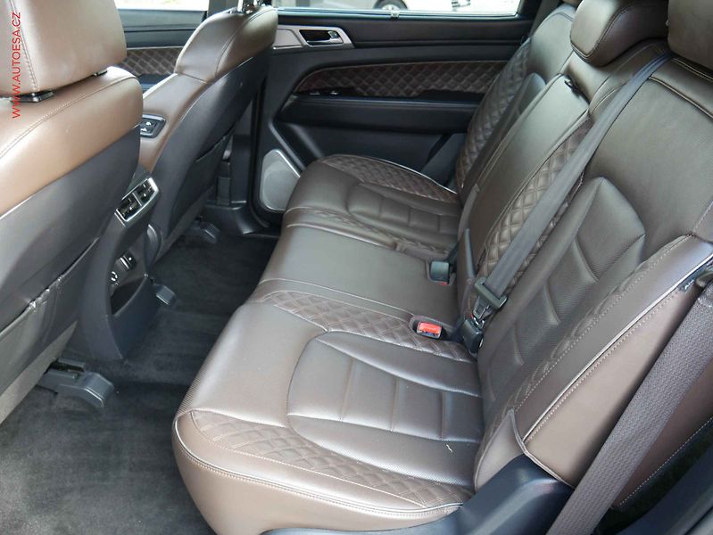 SsangYong Rexton (2022) 2.2 e-XDi 4x4, ČR, AT, LED - fotka 10 z 25