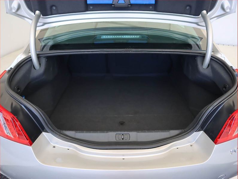 Peugeot 508 (2012) 1.6 THP, Automat, Tempomat - fotka 14 z 16