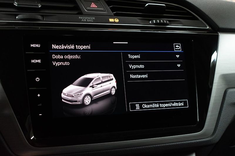 Volkswagen Touran 1.5 TSI TAŽNÉ*7.MÍST*DPH*ČR 1M - fotka 27 z 45
