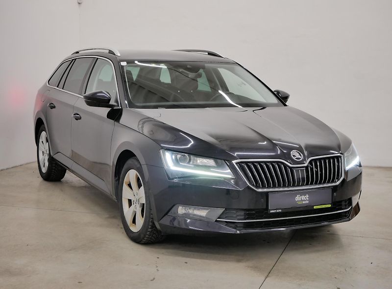Škoda Superb - fotka 8 z 24