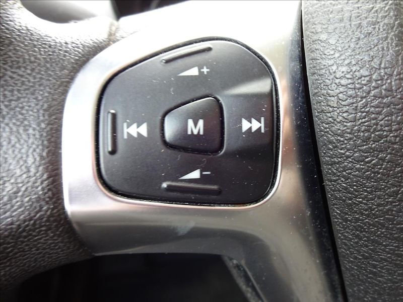 Ford Tourneo Courier 1.5 TDCI - fotka 34 z 44