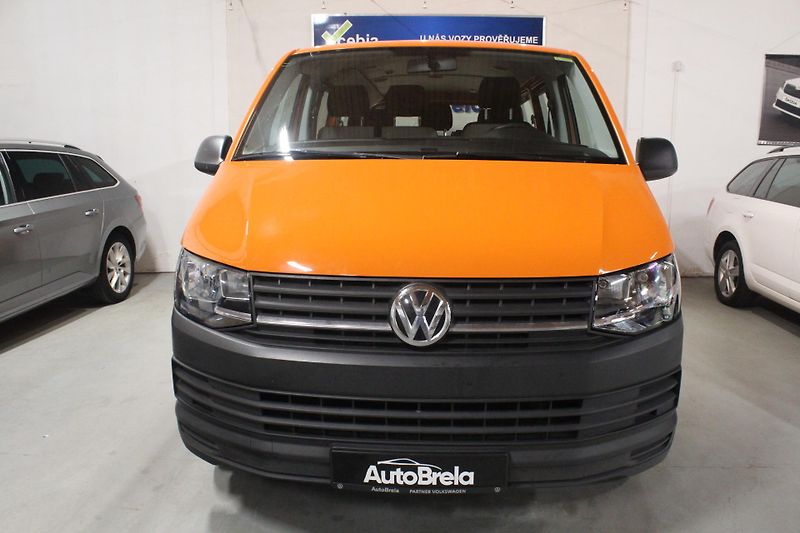 Volkswagen Transporter (2018) T6 2.0 Klima 9Míst - fotka 4 z 20