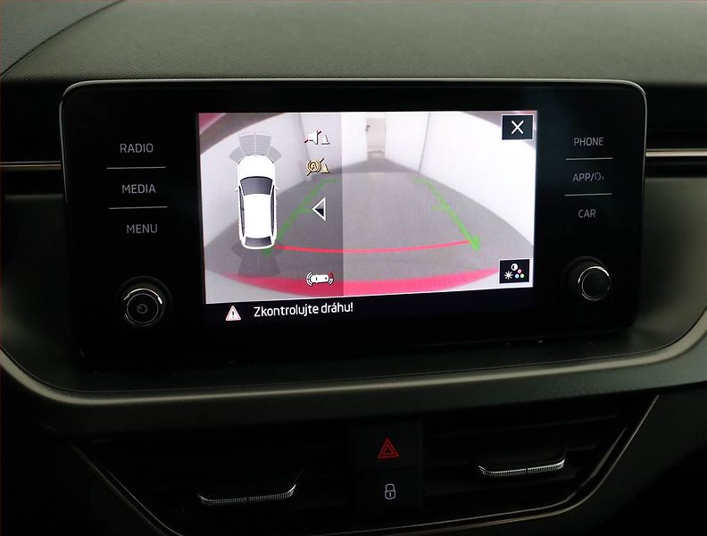 Škoda Scala (2022) Style 1.0 TSI, Serv.kniha - fotka 15 z 19