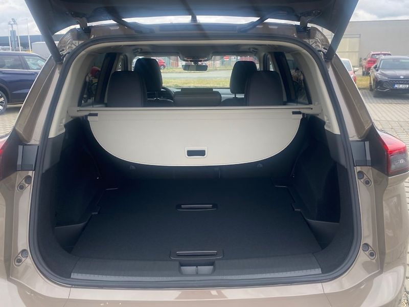Nissan X-Trail (2026) 1.5 VCT, 2WD, N-Trek - fotka 12 z 23
